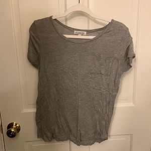 Comfy gray lounge shirt size M